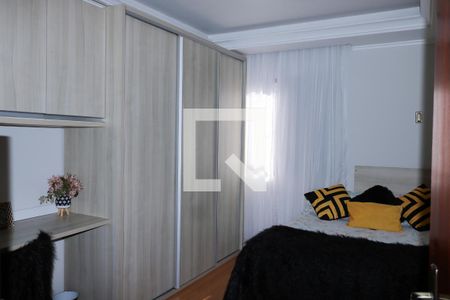 Quarto de apartamento à venda com 2 quartos, 200m² em Nova Gerti, São Caetano do Sul