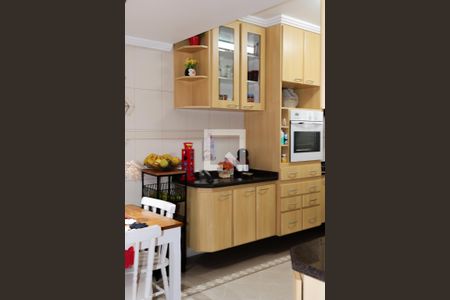 Apartamento para alugar com 200m², 3 quartos e 2 vagas Apartamento para alugar com 200m², 3 quartos e 2 vagasCozinha