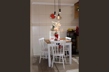 Apartamento para alugar com 200m², 3 quartos e 2 vagas Apartamento para alugar com 200m², 3 quartos e 2 vagasCozinha