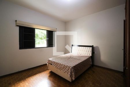Quarto 1 de casa à venda com 2 quartos, 149m² em Indianópolis, São Paulo