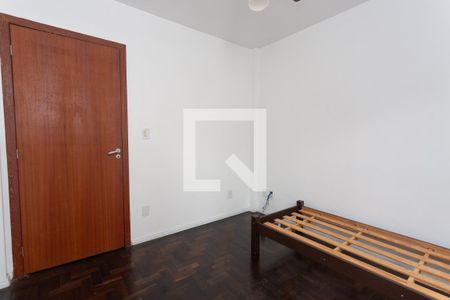 Quarto 1 de apartamento para alugar com 3 quartos, 77m² em Petrópolis, Porto Alegre