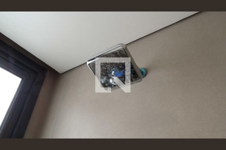 Apartamento à venda com 49m², 2 quartos e 1 vaga Apartamento à venda com 49m², 2 quartos e 1 vagaBanheiro