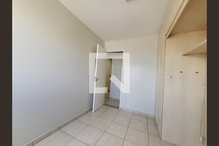 Quarto 2 de apartamento para alugar com 3 quartos, 70m² em Guará Ii, Brasília