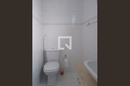 Casa à venda com 125m², 3 quartos e 2 vagasBanheiro