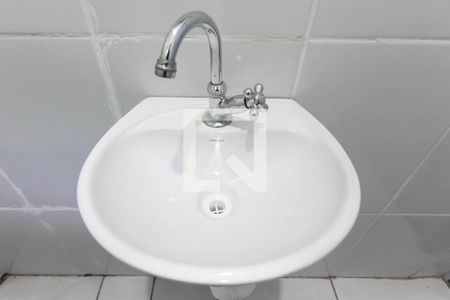 Detalhe banheiro de casa de condomínio para alugar com 1 quarto, 45m² em Parque Cruzeiro do Sul, São Paulo