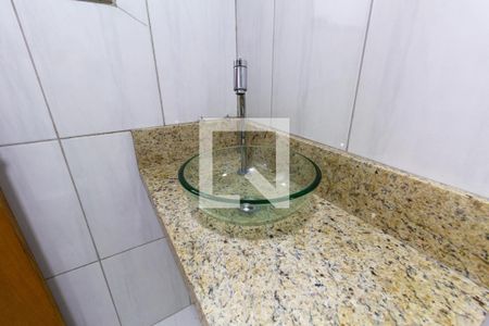 Casa para alugar com 100m², 2 quartos e sem vaga Casa para alugar com 100m², 2 quartos e sem vagaBanheiro Suíte 1