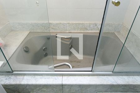 Apartamento à venda com 155m², 3 quartos e 2 vagasBanheiro da Suíte - Banheira