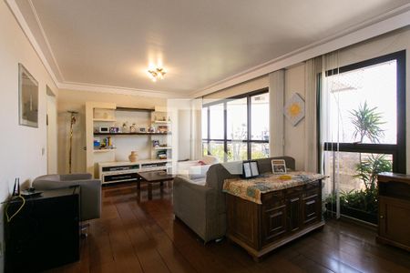 Sala de Estar de apartamento à venda com 3 quartos, 155m² em Chácara Santo Antônio (zona Leste), São Paulo