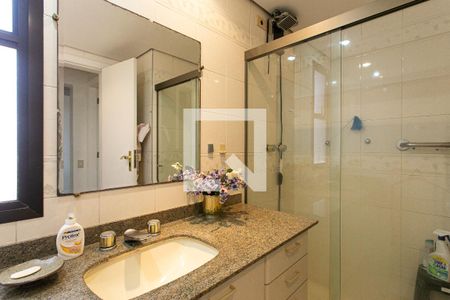 Apartamento à venda com 155m², 3 quartos e 2 vagasBanheiro dos Quartos