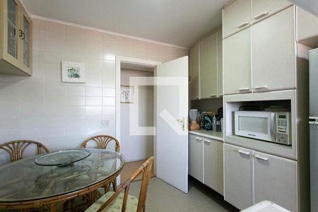 Apartamento à venda com 155m², 3 quartos e 2 vagasCozinha