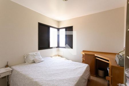 Apartamento à venda com 155m², 3 quartos e 2 vagasQuarto 2