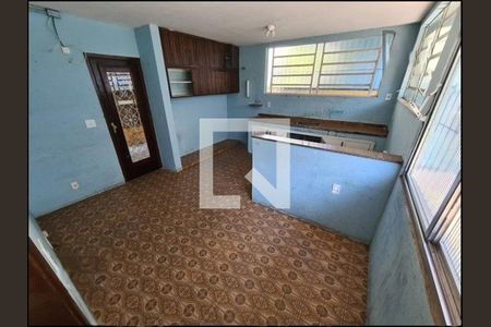 Casa à venda com 4 quartos, 539m² em Pechincha, Rio de Janeiro