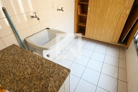 Apartamento à venda com 64m², 2 quartos e 1 vagaArea de Serviço