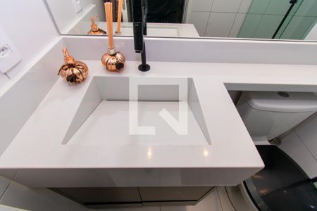 Apartamento à venda com 45m², 2 quartos e 1 vaga Apartamento à venda com 45m², 2 quartos e 1 vagaBanheiro