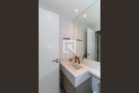 Apartamento à venda com 45m², 2 quartos e 1 vaga Apartamento à venda com 45m², 2 quartos e 1 vagaBanheiro