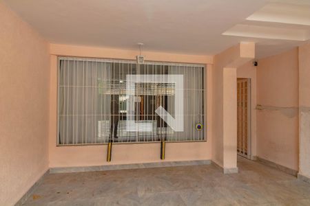 Casa à venda com 262m², 3 quartos e 2 vagas Casa à venda com 262m², 3 quartos e 2 vagasGaragem