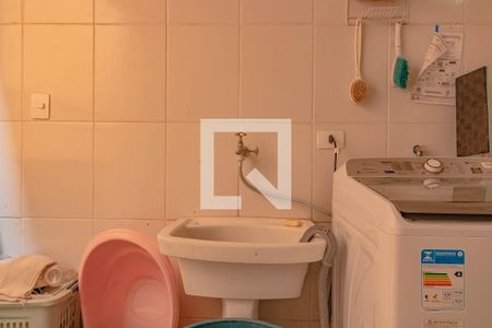 Casa à venda com 262m², 3 quartos e 2 vagas Casa à venda com 262m², 3 quartos e 2 vagasÁrea de Serviço