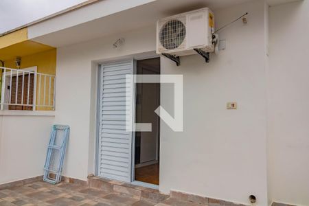Casa à venda com 262m², 3 quartos e 2 vagas Casa à venda com 262m², 3 quartos e 2 vagasVaranda do Quarto 3