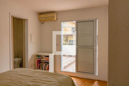 Casa à venda com 262m², 3 quartos e 2 vagas Casa à venda com 262m², 3 quartos e 2 vagasQuarto 3