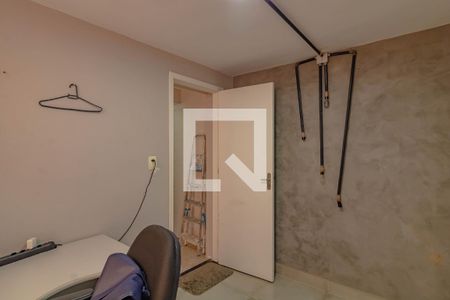 Casa à venda com 262m², 3 quartos e 2 vagas Casa à venda com 262m², 3 quartos e 2 vagasQuarto de Serviço