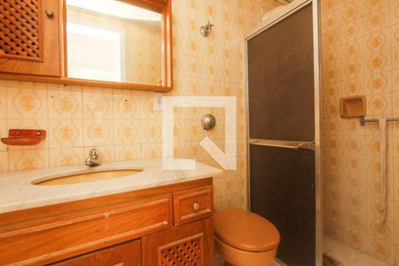 Banheiro de apartamento para alugar com 1 quarto, 42m² em Morro Santana, Porto Alegre