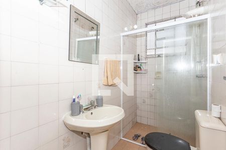 Casa à venda com 237m², 3 quartos e 2 vagas Casa à venda com 237m², 3 quartos e 2 vagasCasa 2 - Banheiro