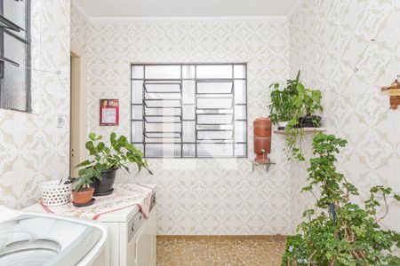 Casa à venda com 237m², 3 quartos e 2 vagas Casa à venda com 237m², 3 quartos e 2 vagasLavanderia