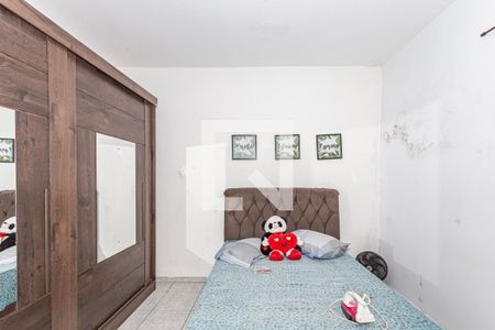 Casa à venda com 237m², 3 quartos e 2 vagas Casa à venda com 237m², 3 quartos e 2 vagasCasa 2 - Quarto