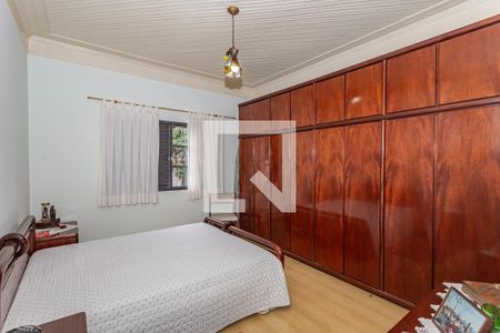 Casa à venda com 237m², 3 quartos e 2 vagas Casa à venda com 237m², 3 quartos e 2 vagasQuarto 3