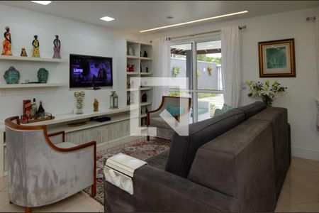 Sala de casa à venda com 5 quartos, 300m² em Recreio dos Bandeirantes, Rio de Janeiro