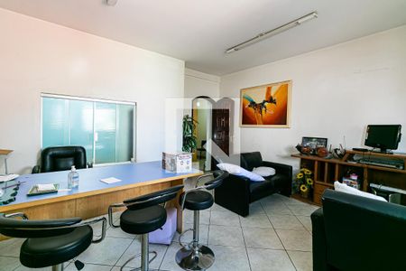 Casa para alugar com 384m², 8 quartos e 4 vagasDormitório 6