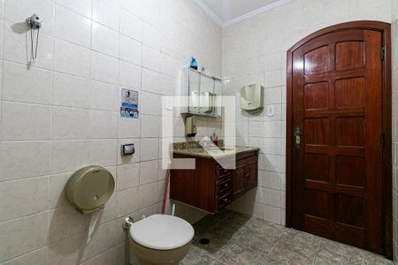 Casa para alugar com 384m², 8 quartos e 4 vagasBanheiro 3