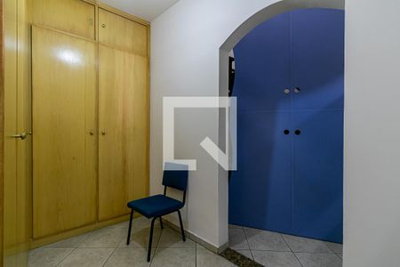 Casa para alugar com 384m², 8 quartos e 4 vagasCorredor