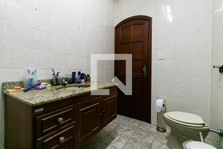 Casa para alugar com 384m², 8 quartos e 4 vagasBanheiro 2