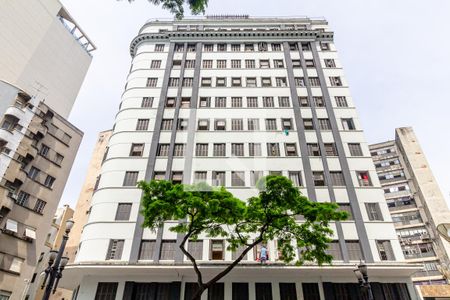 Apartamento à venda com 40m², 1 quarto e sem vagaFachada