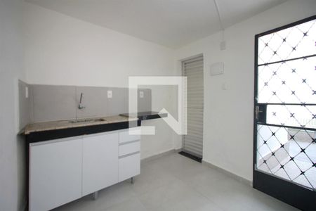 Cozinha de casa para alugar com 1 quarto, 80m² em São Paulo, Belo Horizonte