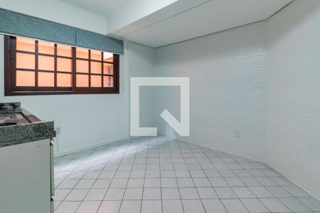 Sala/Cozinha de apartamento para alugar com 1 quarto, 32m² em Chácara das Pedras, Porto Alegre