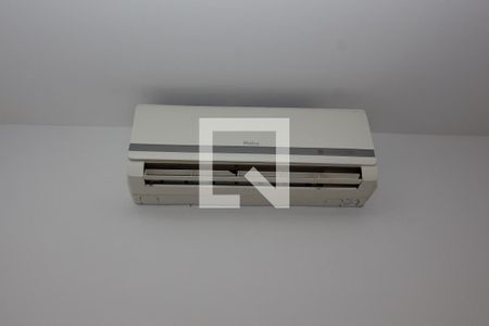 Sala de casa para alugar com 3 quartos, 150m² em Jardim Trussardi, São Paulo