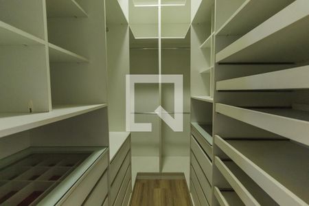 Closet da suíte de casa à venda com 2 quartos, 124m² em Casa Verde Média, São Paulo