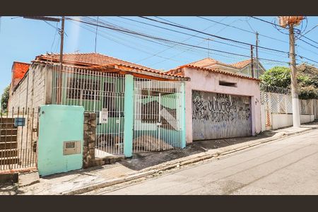 Casa à venda com 124m², 2 quartos e 2 vagasFachada