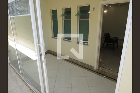 Casa à venda com 380m², 4 quartos e 7 vagasÁrea Externa