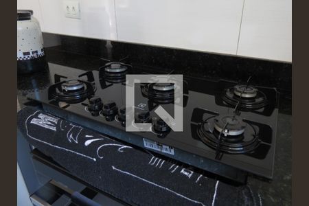 Casa à venda com 380m², 4 quartos e 7 vagasCozinha