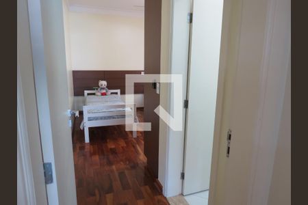 Casa à venda com 380m², 4 quartos e 7 vagasEntrada Quartos