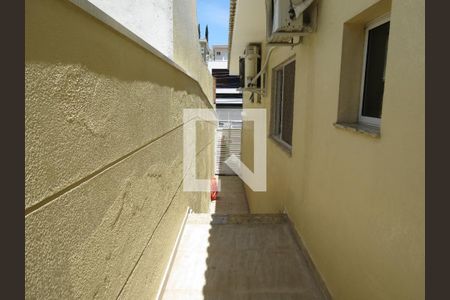 Casa à venda com 380m², 4 quartos e 7 vagasCorredores Laterais