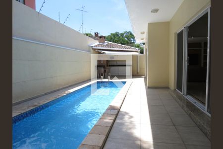 Casa à venda com 380m², 4 quartos e 7 vagasPiscina