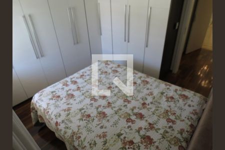 Casa à venda com 380m², 4 quartos e 7 vagasQuarto 2