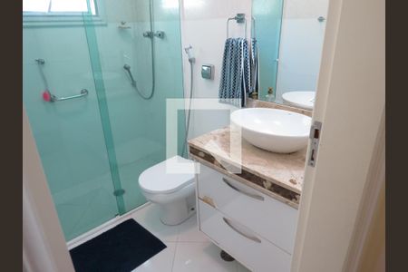 Casa à venda com 380m², 4 quartos e 7 vagasBanheiro Entrada Quartos