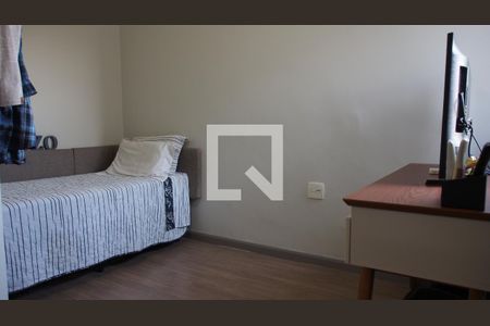 Casa à venda com 182m², 3 quartos e 2 vagasQuarto 2
