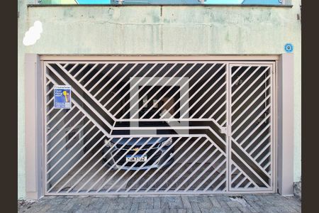 Casa à venda com 182m², 3 quartos e 2 vagasFachada