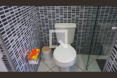 Casa à venda com 182m², 3 quartos e 2 vagasBanheiro